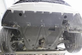 Renault Captur  picture 16