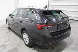 Skoda Octavia  picture 4