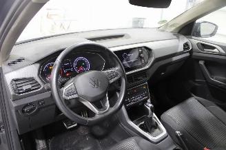 Volkswagen T-Cross  picture 16