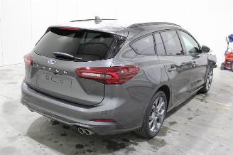 Ford Focus  picture 3