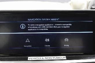 Peugeot 208  picture 15