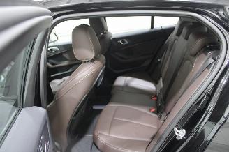 BMW 1-serie 118 picture 11