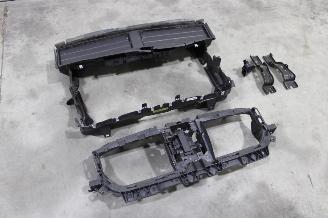 BMW iX1  picture 20
