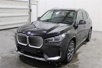 Unfallwagen BMW iX1  2025/12