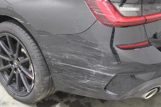 BMW 3-serie 330e picture 8