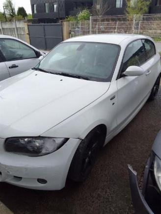 Voiture accidenté BMW 1-serie 120 2008/7