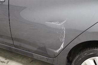Nissan Micra  picture 9