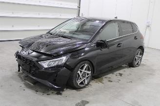 Vaurioauto  passenger cars Hyundai I-20 i20 2025/2