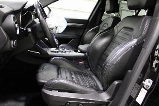 Alfa Romeo Stelvio  picture 11