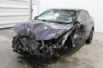 Damaged car Peugeot 3008  2025/7