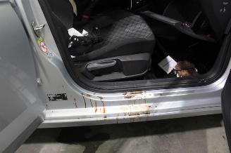 Volkswagen Taigo  picture 9