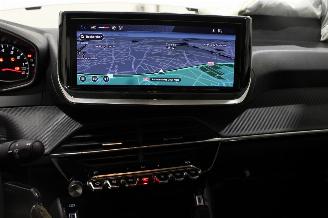Peugeot 208  picture 14