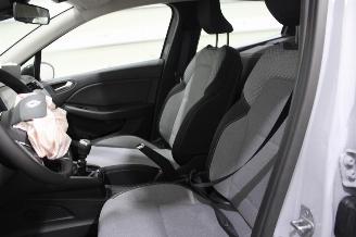 Renault Clio  picture 10