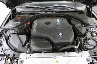 BMW 3-serie 330 picture 14