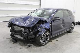 Unfallwagen Hyundai I-30 i30 2025/11