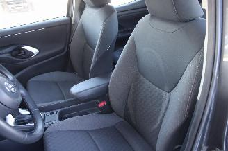 Toyota Yaris  picture 11