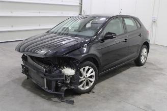 Vrakbiler auto Volkswagen Polo  2024/5