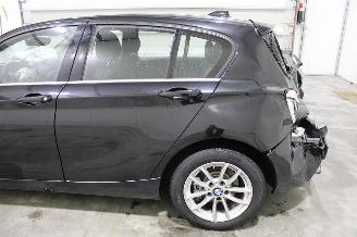 BMW 1-serie 116 picture 8