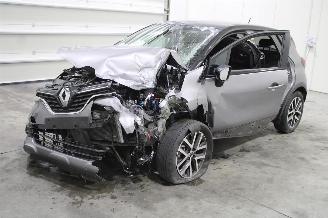 Sloopauto Renault Captur  2019/10