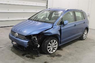 rozbiórka samochody osobowe Volkswagen Golf  2016/9