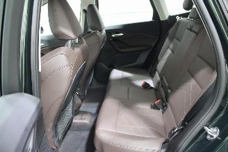 BMW iX1  picture 11