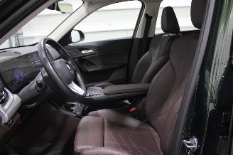 BMW iX1  picture 10