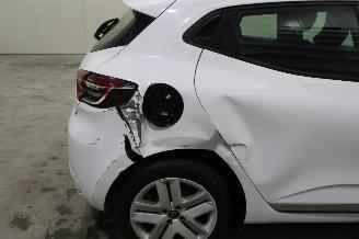 Renault Clio  picture 9