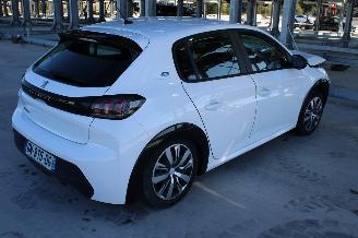 Peugeot e-208  picture 4