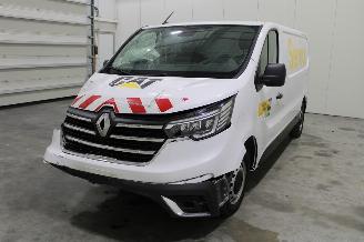 Purkuautot passenger cars Renault Trafic  2025/1