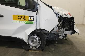 Renault Trafic  picture 7