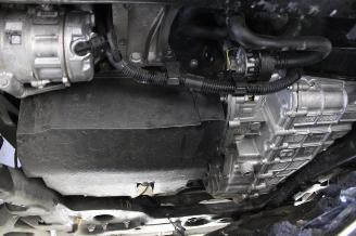 Volkswagen Transporter T6.1 Combi picture 17