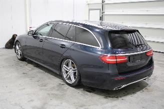 Mercedes E-klasse E 220 picture 4