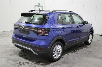 Volkswagen T-Cross  picture 3