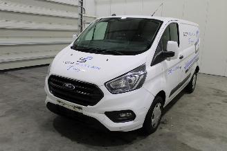 Vaurioauto  commercial vehicles Ford Transit Custom  2021/3