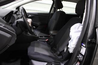 Ford Focus  picture 16