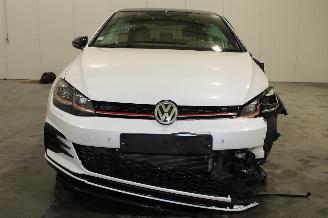 Volkswagen Golf  picture 5