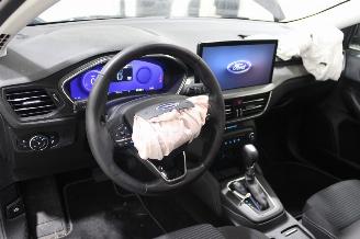 Ford Focus  picture 9