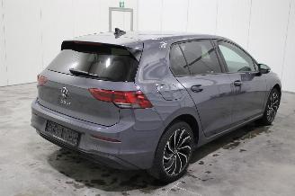 Volkswagen Golf  picture 3