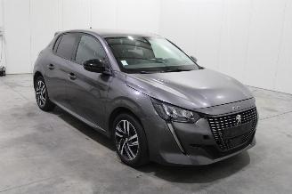 Peugeot 208  picture 2