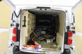 Peugeot Expert  picture 16