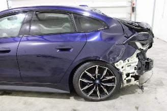 BMW i4  picture 9