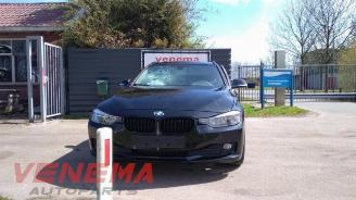Coche siniestrado BMW 3-serie  2013/10