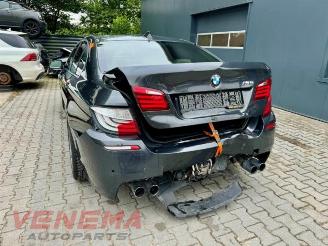 BMW 5-serie 5 serie (F10), Sedan, 2009 / 2016 550i V8 32V TwinPower Turbo picture 3