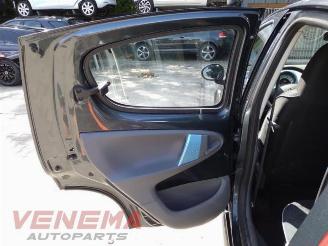 Peugeot 107 107, Hatchback, 2005 / 2014 1.0 12V picture 13