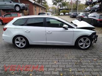 Seat Leon Leon ST (5FF), Combi 5-drs, 2012 / 2020 2.0 TDI FR 16V picture 4