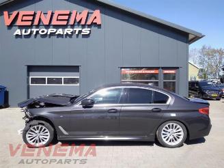 Salvage car BMW 5-serie 5 serie (G30), Sedan, 2016 540d xDrive 3.0 TwinPower Turbo 24V 2019/1