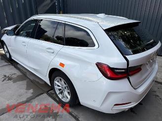 BMW 3-serie 3 serie Touring (G21), Combi, 2019 318d 2.0 TwinPower Turbo 16V Mild Hybrid picture 3