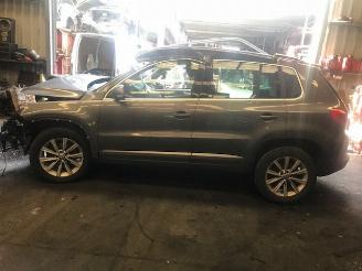  Volkswagen Tiguan DIESEL- 2000CC - 6VIT - 81KW 2012/1