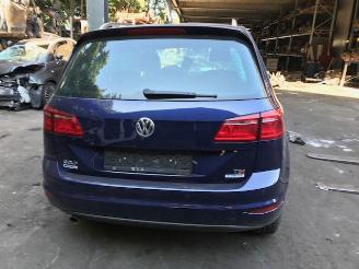 Salvage car Volkswagen Golf Sportsvan DIESEL - 1600CC - 85KW 2017/1