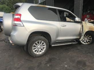 Salvage car Toyota Landcruiser DIESEL - 3000CC - 140KW 2014/1